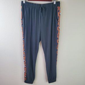 Shiela Rose Black Leopard Stripe Lounge Pants